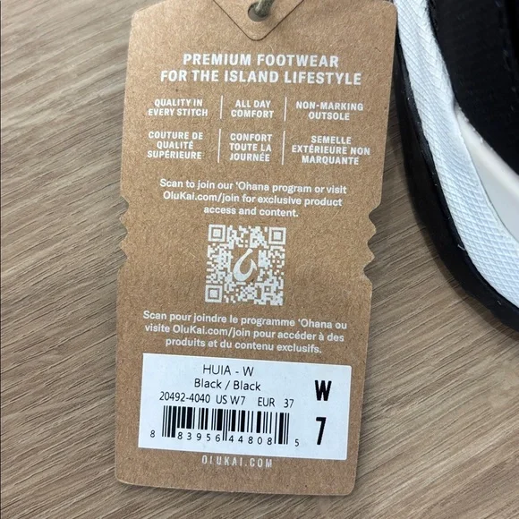 OluKai Huia black Women’s Slip-On Athletic Shoes size 7
New with tags - Picture 11 of 11